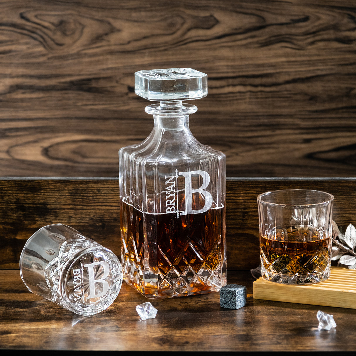 GEX Personalized Engrave Whiskey Decanter Set