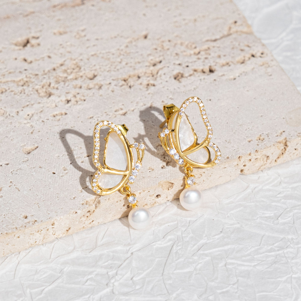 BURLAP LIFE Freshwater Pearl Mother of Pearl Earrings Gold Plated 925 Silver (Butterfly) - GexWorldwide