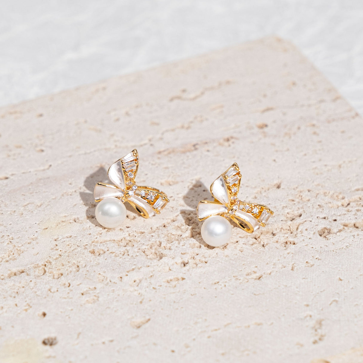 BURLAP LIFE Gold Plated 925 Sterling Silver Freshwater Pearl Earrings Stud (Bow Zircon) - GexWorldwide