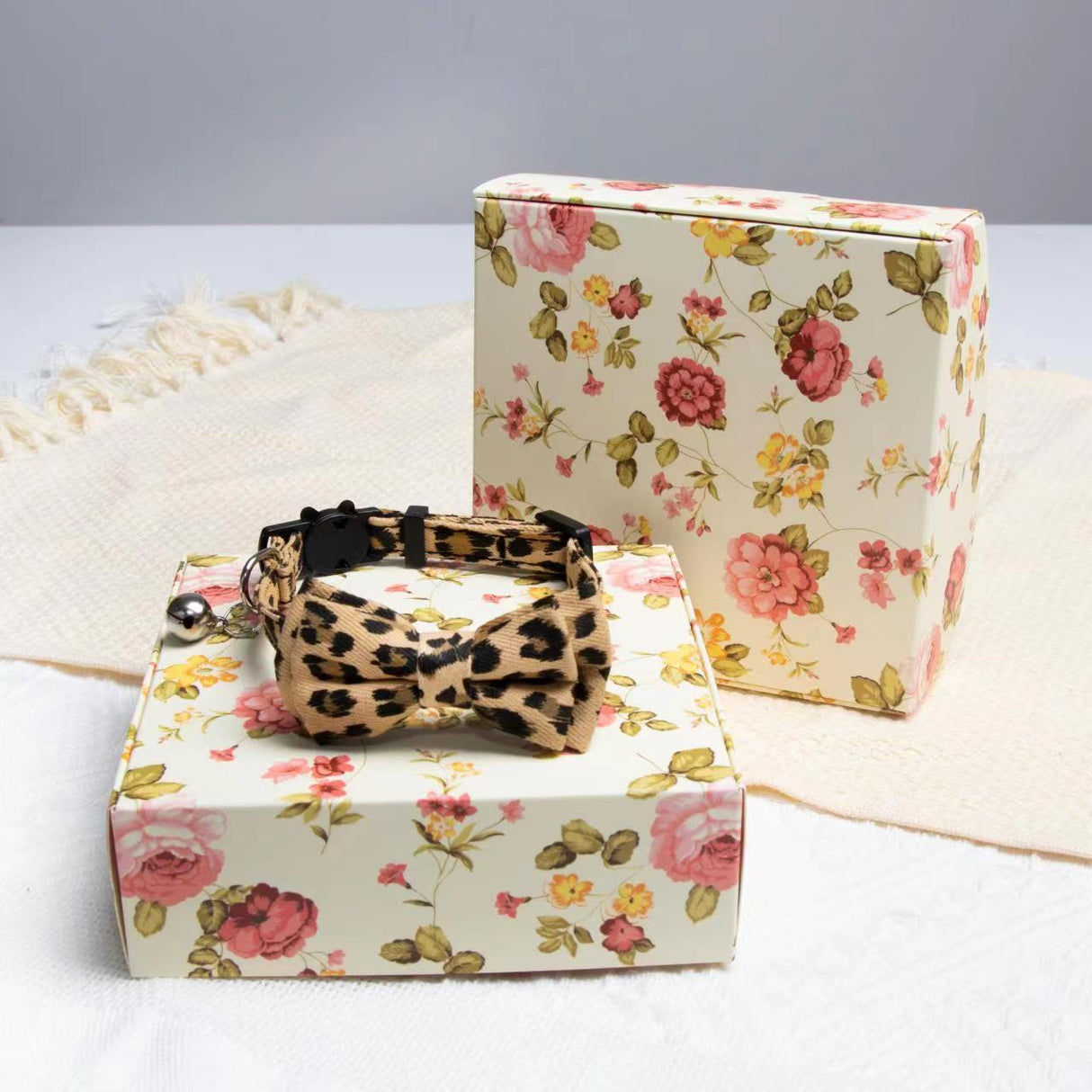 GEX Personalized Cat Collar with Engraved Cat Name Tag - GexWorldwide