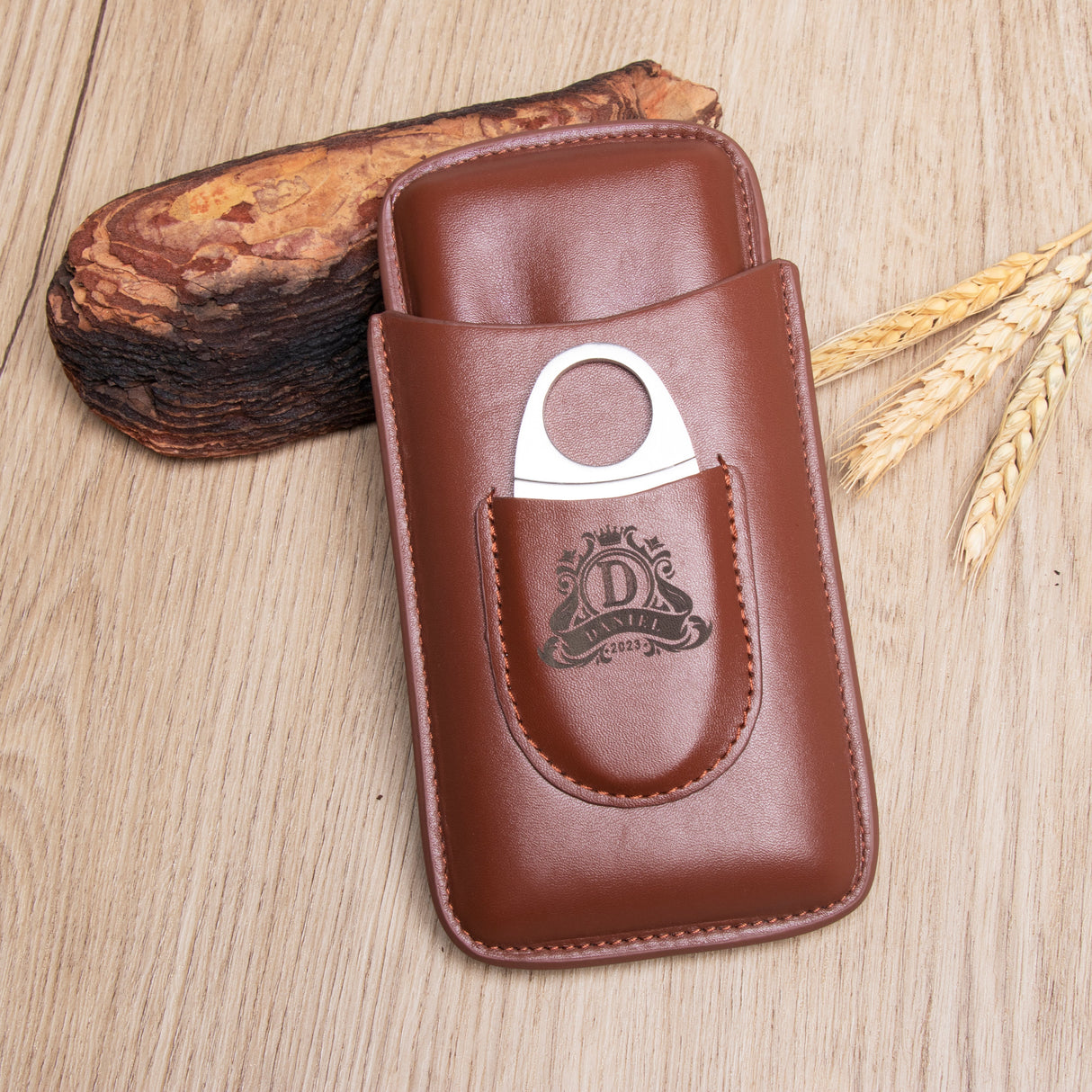 GEX Personalized Engraved Leather Cigar Case - GexWorldwide