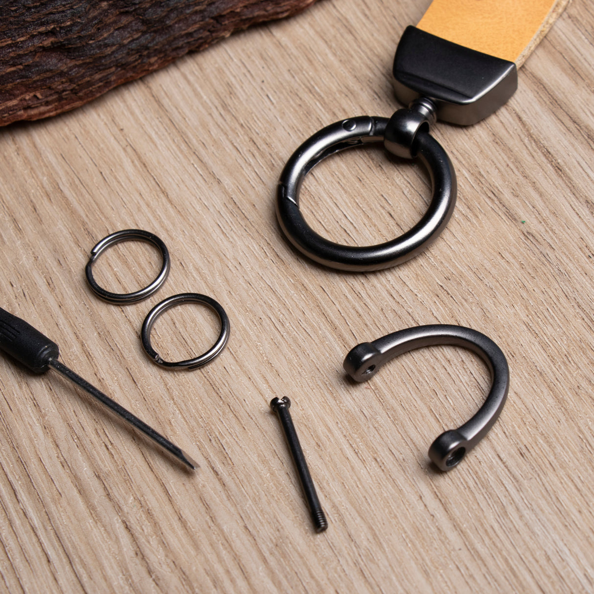 GEX Personalized Leather Keychain - GexWorldwide