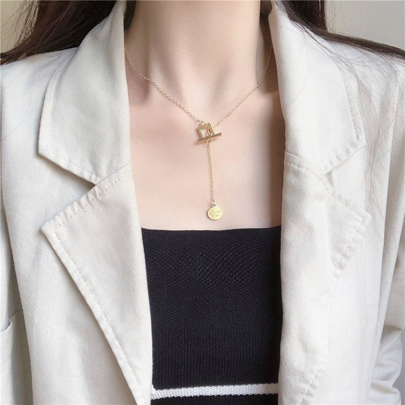 Good Luck Coin Pendant Necklace - GexWorldwide