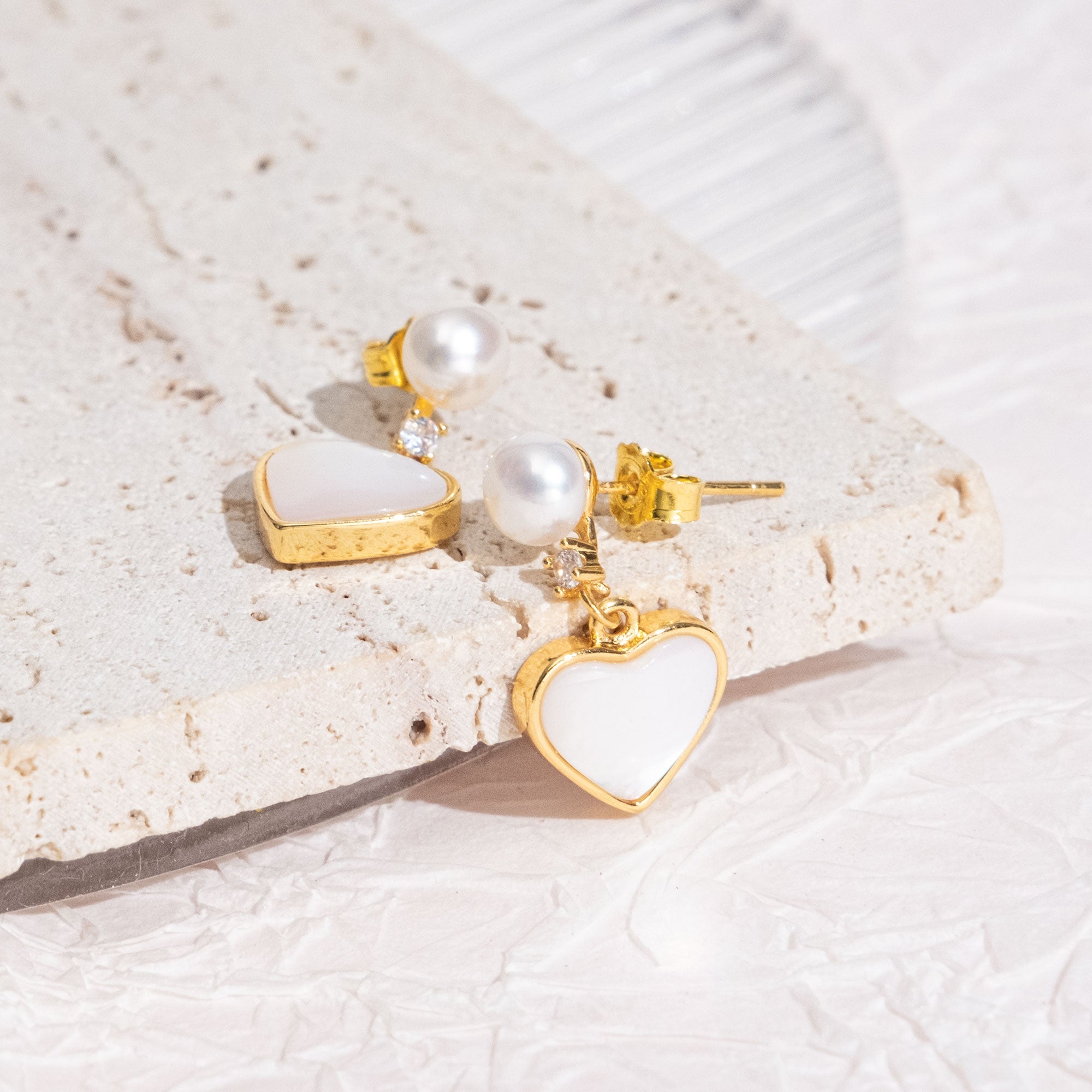 ■ENGBROX■ silver925 poetry heart pearl earring EBEA23052 □ENGBROX□ silver925 poetry heart pearl earring EBEA23052